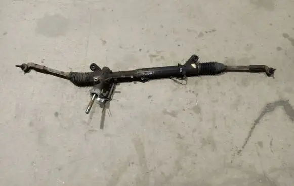 Mazda 3 I Steering rack 83140031