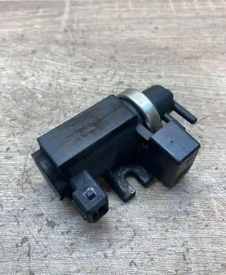 BMW 3 E46 Turbo solenoid valve 2247906
