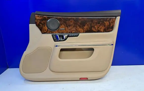 Jaguar XJ X351 Front door card panel trim AW93F23712C