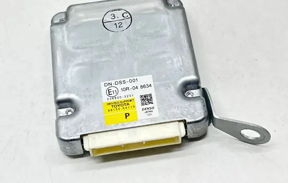 Toyota Land Cruiser (J150) Cruise control unit/module 8815060110 0368003231 10R048634