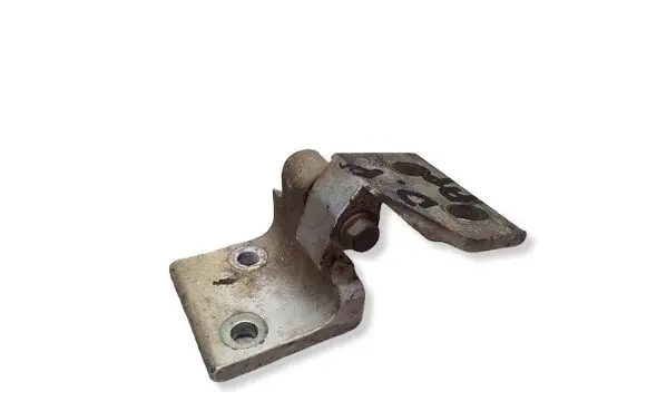 Peugeot Partner Front door lower hinge 