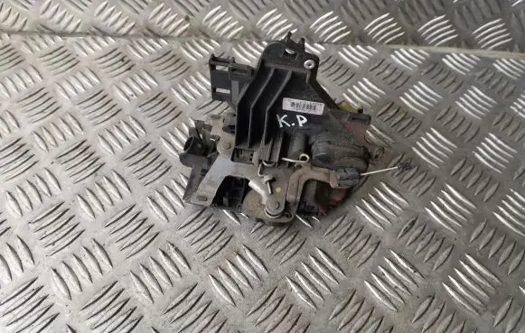 Front door lock