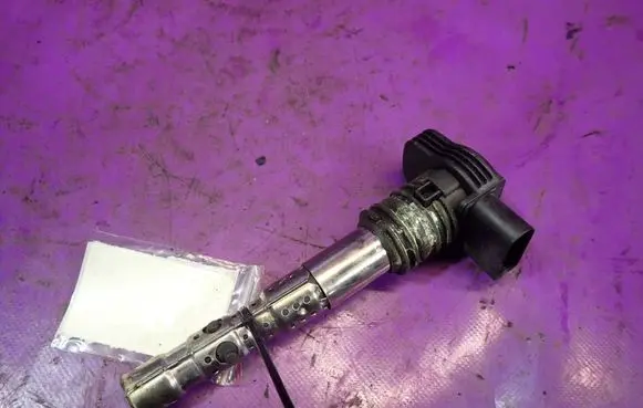 Skoda Superb B5 (3U) High voltage ignition coil 