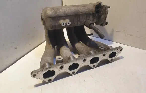Hyundai Getz Intake manifold