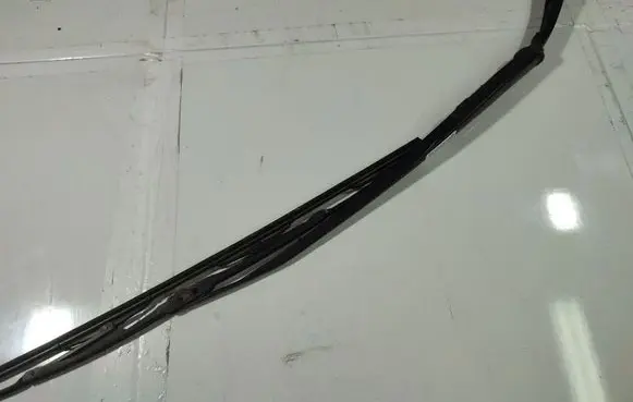Citroen C8 Front wiper blade arm 
