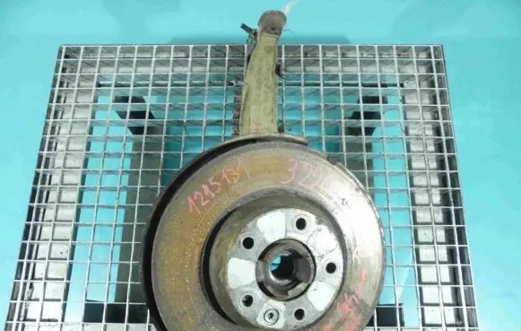 Audi Q7 4L Front wheel hub spindle knuckle 7L0407258A IMPRK1295131