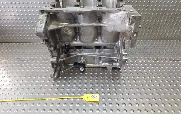 Toyota Aygo AB40 Engine block S27730206 1KRY52E