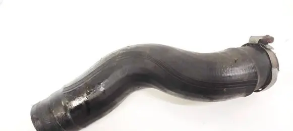 Opel Zafira B Intercooler hose/pipe 5557037