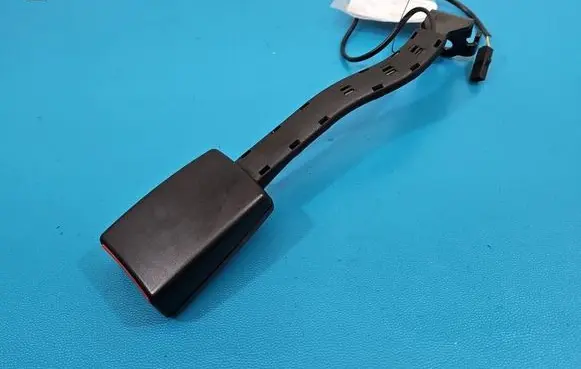 Volkswagen Golf VI Front seatbelt 1K4857755M IMPRK1582406