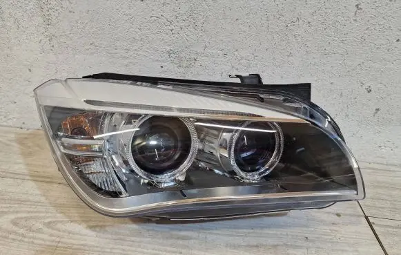 BMW X1 E84 Headlight/headlamp 7290252