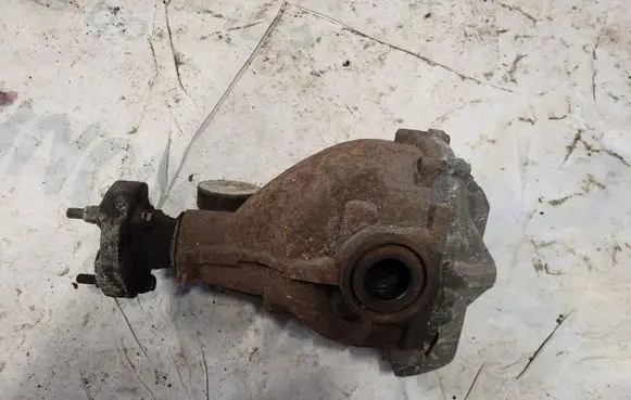 Jaguar XJ X350 Rear differential 6W934A213BB