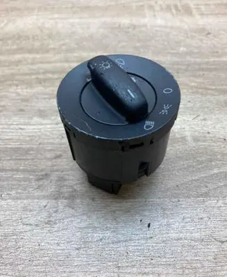 Volkswagen Golf VI Light switch 1K0941431BB
