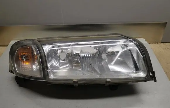Volvo S80 Headlight/headlamp