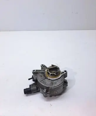BMW 5 F10 F11 Vacuum pump 8605976 11668605976