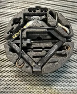 Opel Vectra C Tool set 