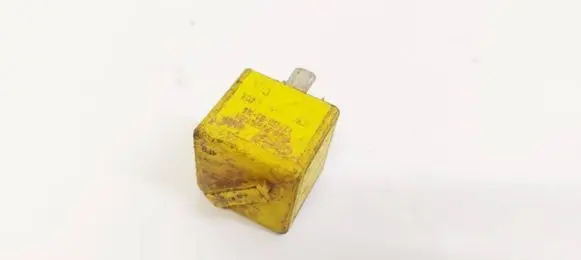 Ford Mondeo MK I Other relay 93bg14n089ba v23136-b1-x3