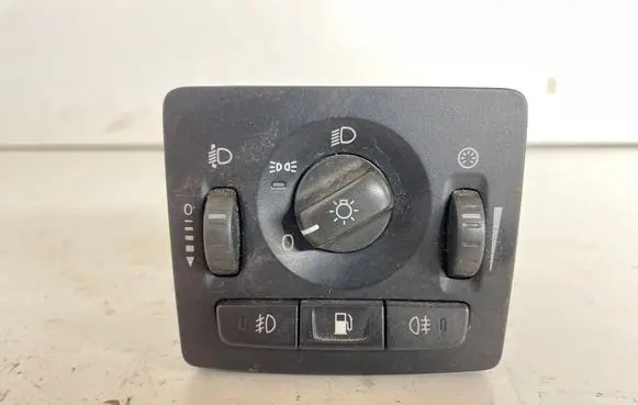 Volvo V50 Light switch