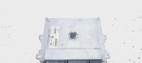 Renault Captur Engine control unit/module 237104736R 237103352R 150140377