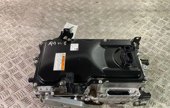Toyota RAV 4 (XA50) Voltage converter inverter G92A042060