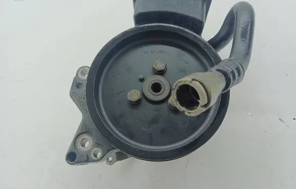 BMW X5 E53 Power steering pump 6762279