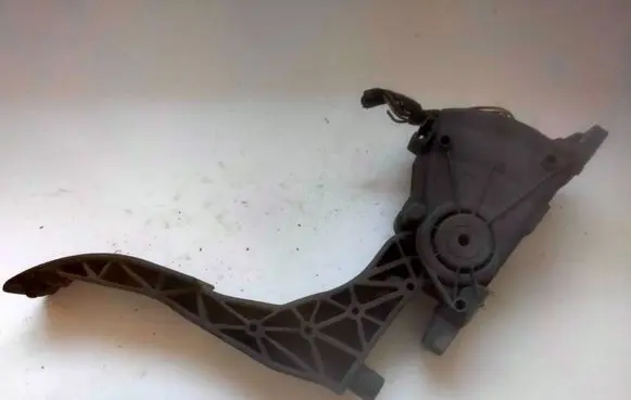 Seat Ibiza III (6L) Accelerator throttle pedal 6Q1721503B 6PV00849501