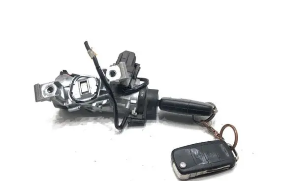 Volkswagen Touran I Ignition lock 1K0905851B