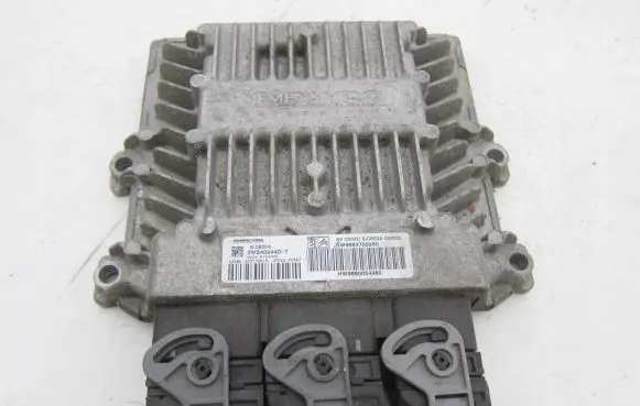Citroen C4 I Picasso Engine control unit/module 9663700280 5WS40244D