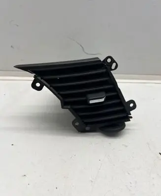 Iveco Daily 6th gen Dash center air vent grill 227014