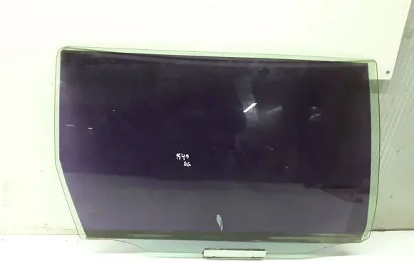 Volvo V70 Rear door window glass