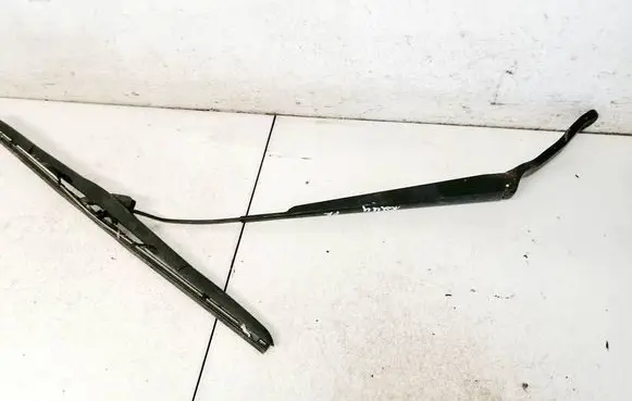 Ford Fiesta Front wiper blade arm 2s6117526ab