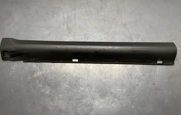 KIA Sorento Side skirt front trim 877733E000