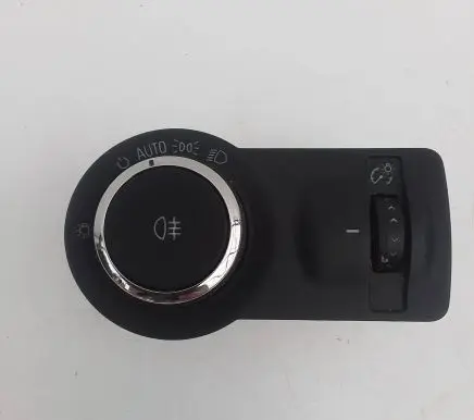 Opel Insignia A Light relay 13268710 0127