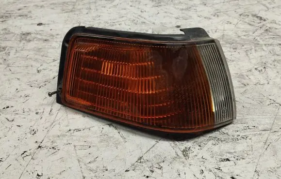 Mazda 323 Front indicator light 21061301