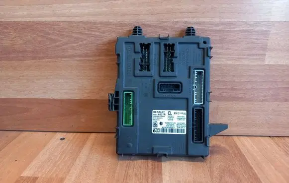 Renault Espace V (RFC) Comfort/convenience module 284B16237R 16383651794923 S180192200K