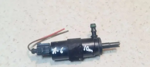 Audi A6 S6 C6 4F Headlight washer pump 3B7955681