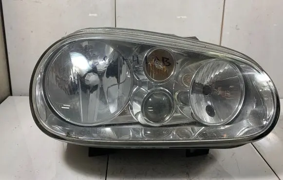 Volkswagen Golf IV Headlight/headlamp 1J2941016B