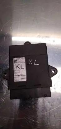 Opel Vectra C Door control unit/module 360572197 9227560 5WK46001