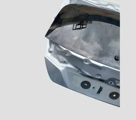Nissan Leaf II (ZE1) Tailgate/trunk/boot lid