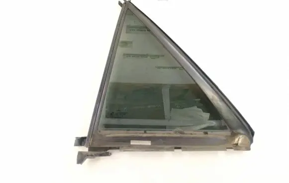 Mercedes-Benz ML W164 Rear vent window glass 1647302555 A1647302555
