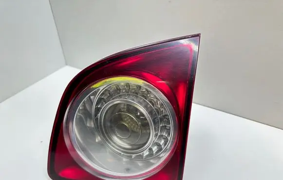 Volkswagen Golf Plus Tailgate rear/tail lights 5M0945094H 96496202