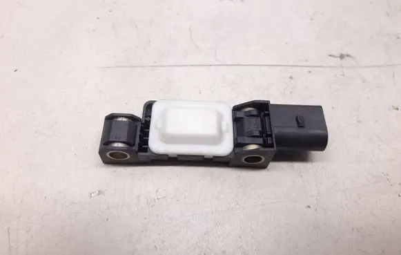 Audi A3 S3 8P Airbag deployment crash/impact sensor 4B0959643E 100055210104