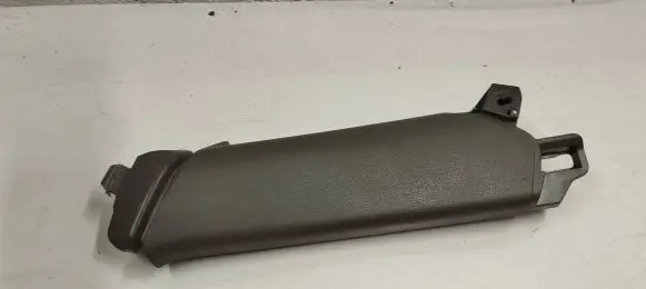 Porsche Macan (95B) (C) pillar trim 95b867288