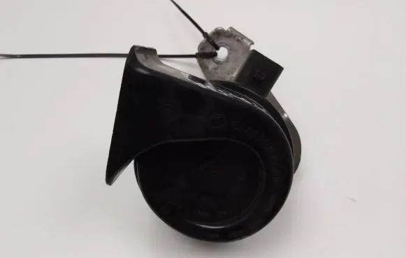 Skoda Octavia Mk2 (1Z) Horn signal 1K0951182 703881157