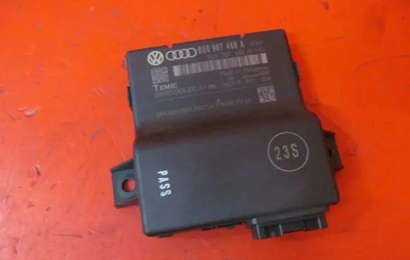 Audi A1 Gateway control module 8U0907468A