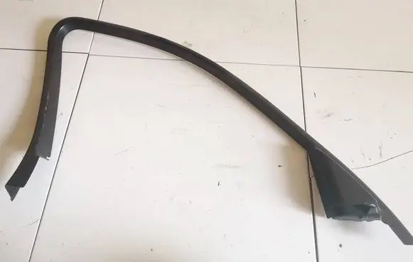 BMW 3 E90 E91 Other front door trim element 60829010