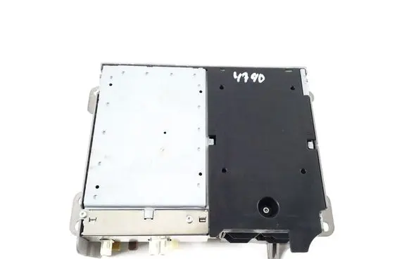 Mercedes-Benz EQC Radio/CD/DVD/GPS head unit A2539000108