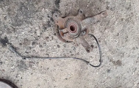 Renault Scenic RX Front wheel hub