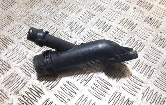 BMW 1 E82 E88 Engine coolant pipe/hose 7560130