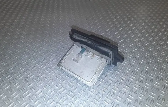 Nissan Note (E11) Heater blower motor/fan resistor 
