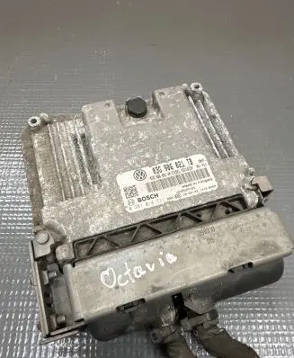 Skoda Octavia Mk2 (1Z) Engine control unit/module 03G906021AN 03G906021TB 0281014711